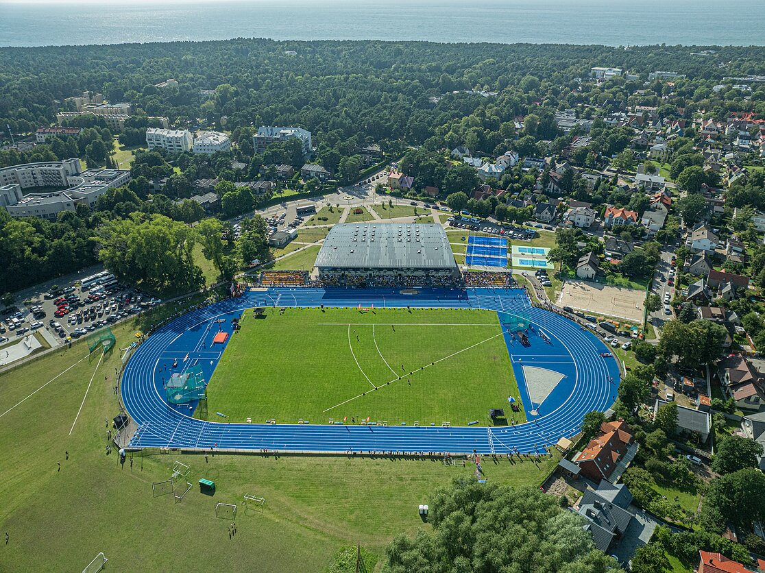 Image d'illustration pour: Palangos stadionas - Lietuvos lengvosios atletikos čempionato namai bent penkeriems metams
