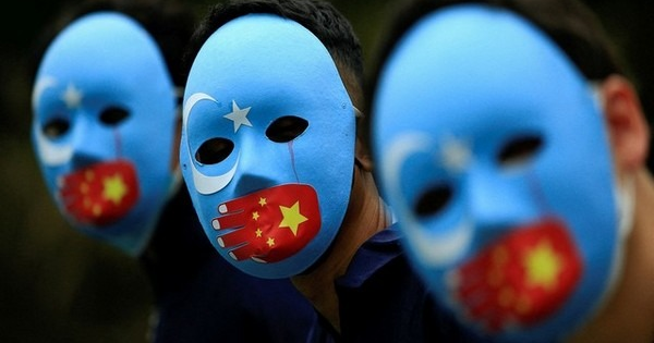 Image d'illustration pour: Kmart faces Federal Court action over alleged links to Uyghur Forced Labour in supply chains