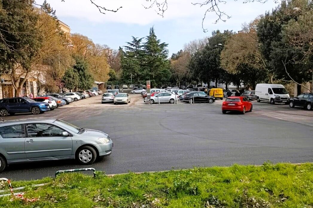 Image d'illustration pour: Počinju radovi na obnovi dijela kolnika na lokaciji Trg braće Mažuranić | Riportal