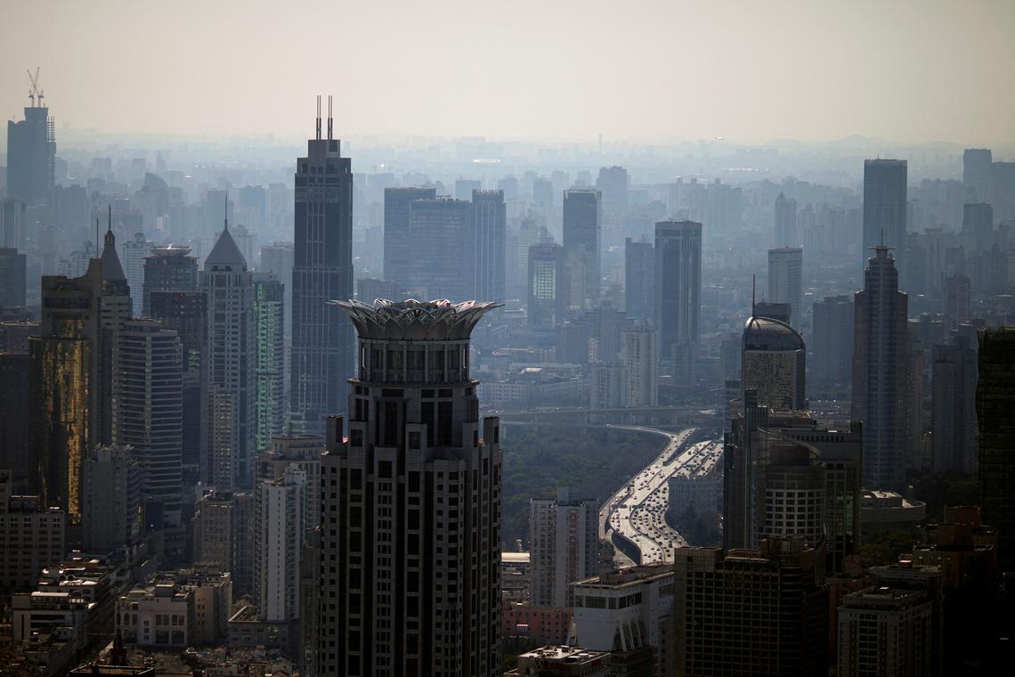 Image d'illustration pour: China's property slump to last longer than expected, UBS says