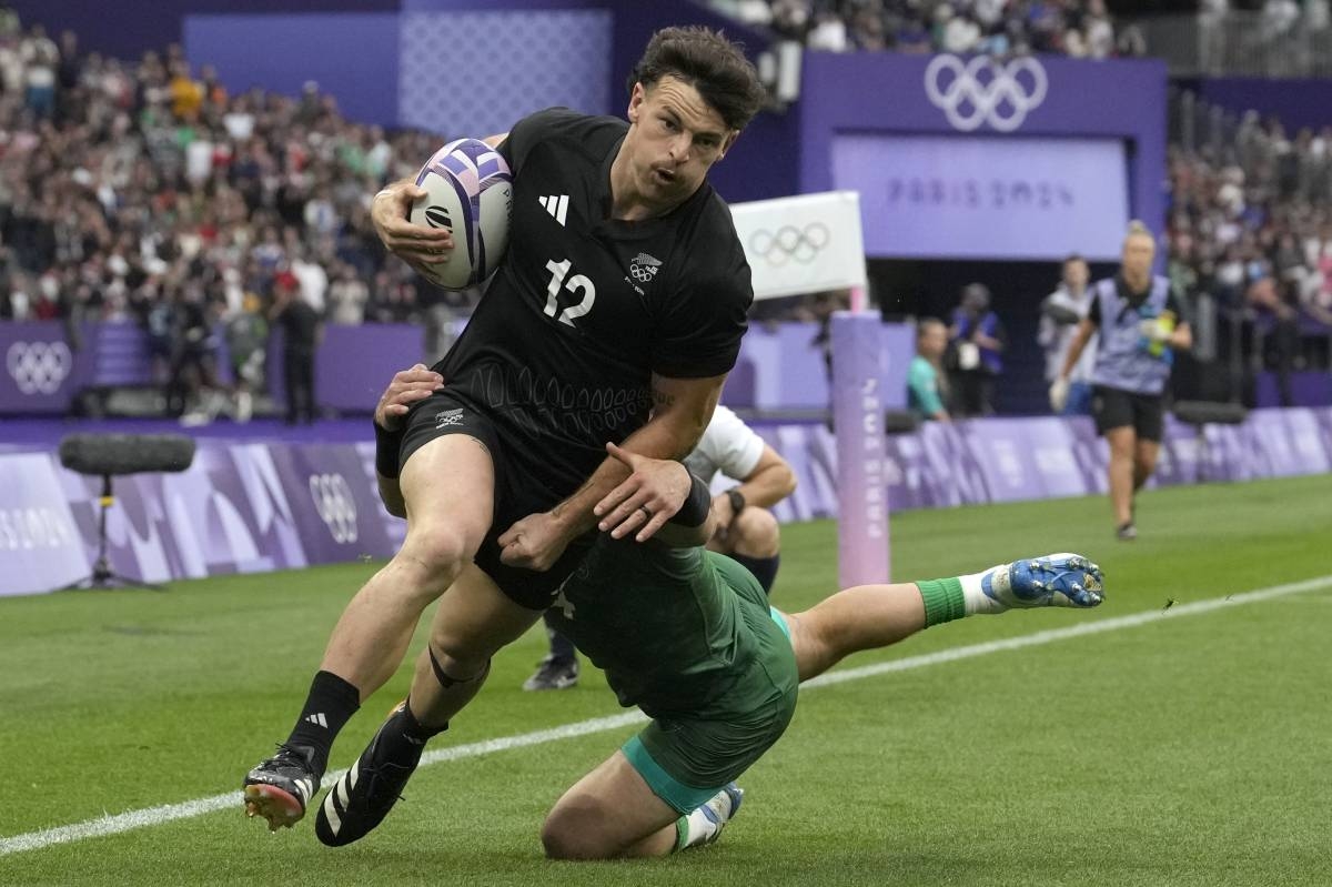 Image d'illustration pour: 'Dog ate my passport': All Black rookie in Argentina trip pickle