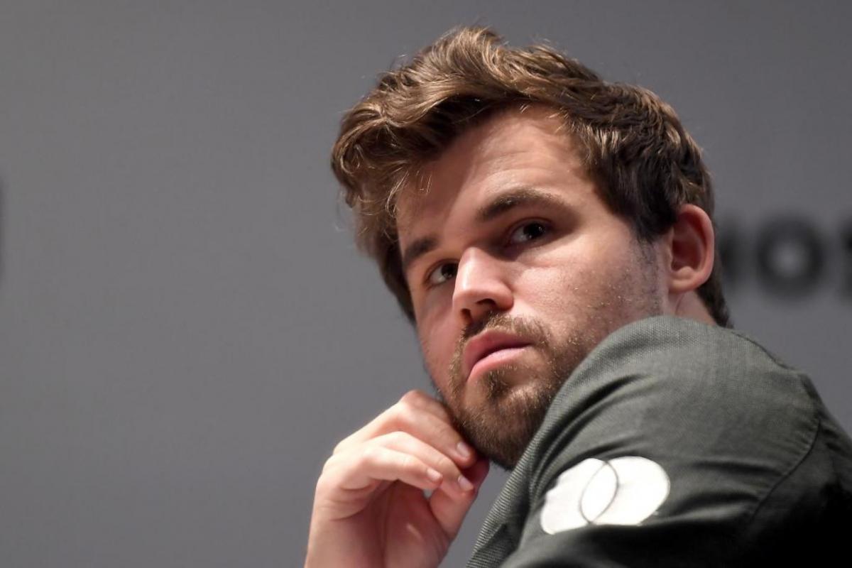 Image d'illustration pour: Magnus Carlsen se 'pasa' a los videojuegos... y también triunfa