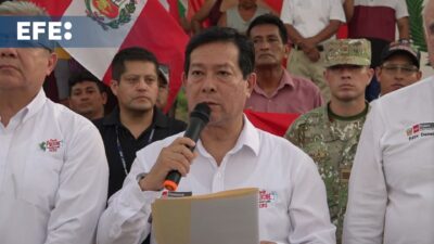 Image d'illustration pour: Perú responde a Petro que no existe "ninguna discusión" sobre soberanía de isla fronteriza