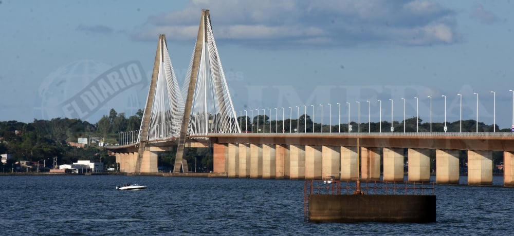 Image d'illustration pour: Juicio a los aduaneros: el 25 de agosto habrá inspección en el puente San Roque González - Primera Edición