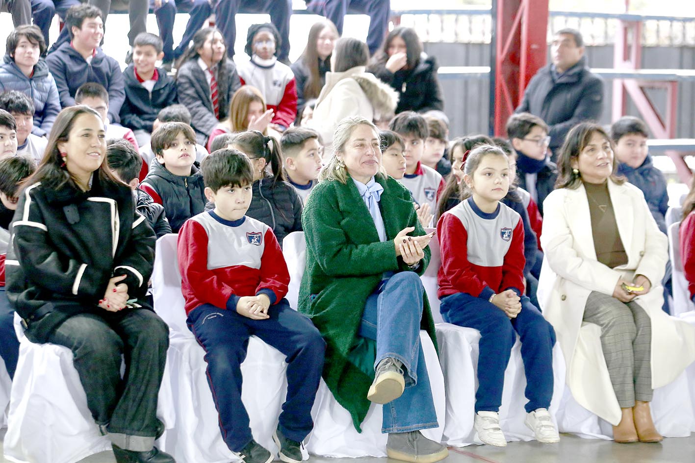 Image d'illustration pour: Se inició reforzamiento de vacunación en establecimientos educacionales del Maule - Diario La Prensa