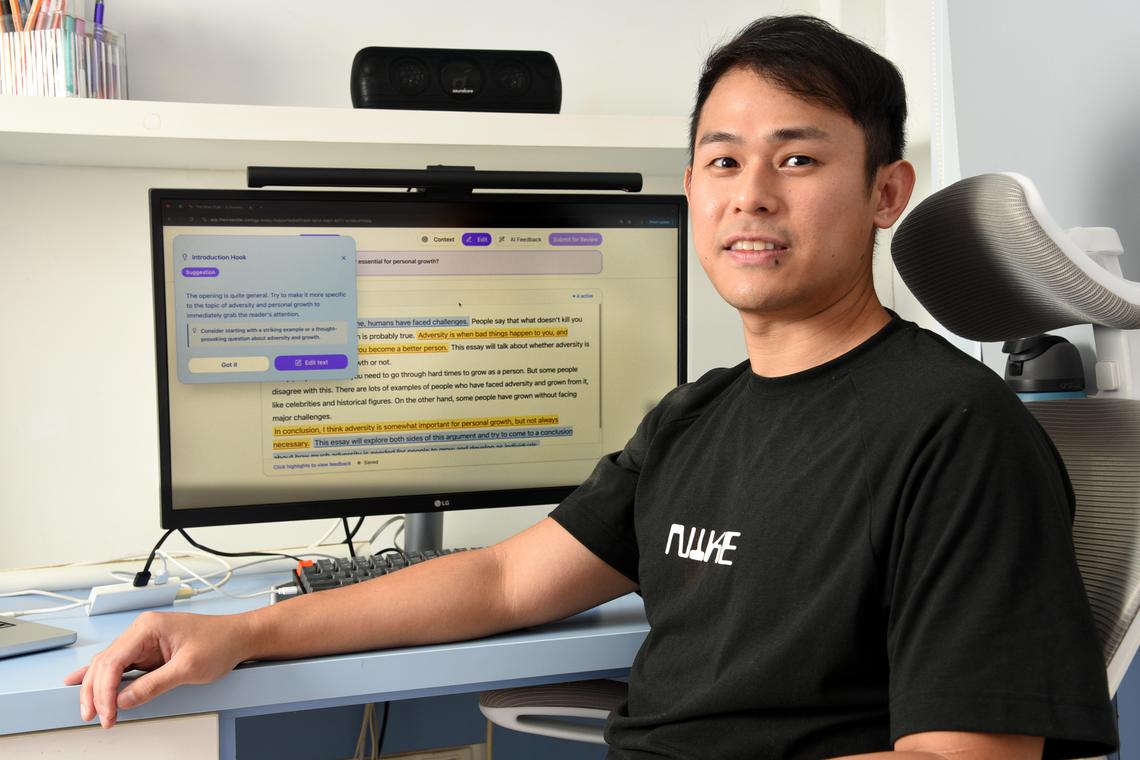 Image d'illustration pour: Former data analyst creates AI tutor that assesses students based on Singapore schools' criteria