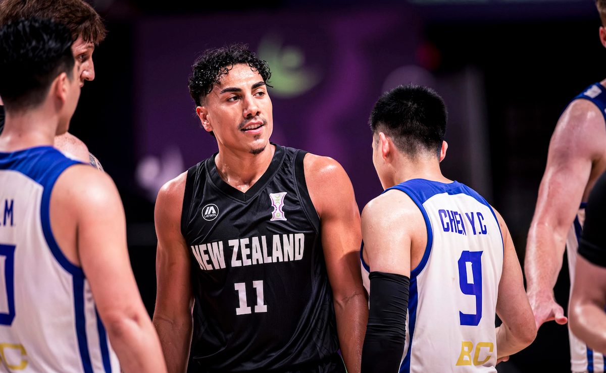 Image d'illustration pour: New Zealand tops Gilas' group, nails quarters berth with 40-point rout of Chinese Taipei