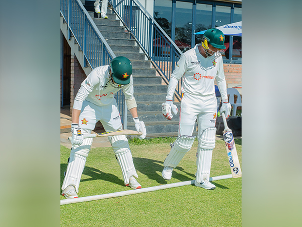 Image d'illustration pour: Zimbabwe endure rare batting low in Test series against New Zealand