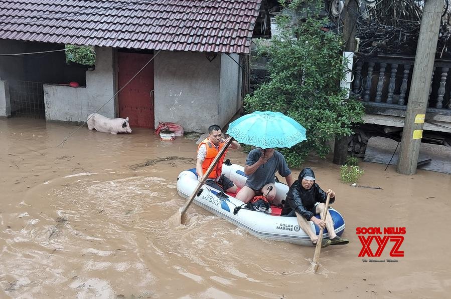 Image d'illustration pour: China activates Level-IV emergency response for flood control in Sichuan Province