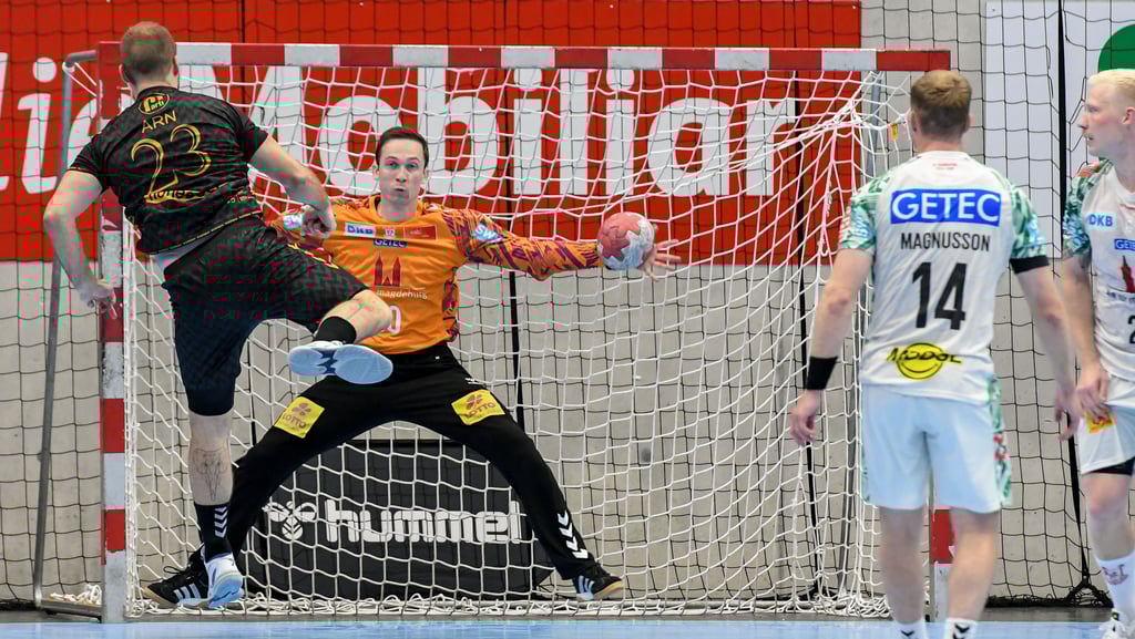 Image d'illustration pour: SCM-Torwart Portner lebt in Bern auch einen Traum