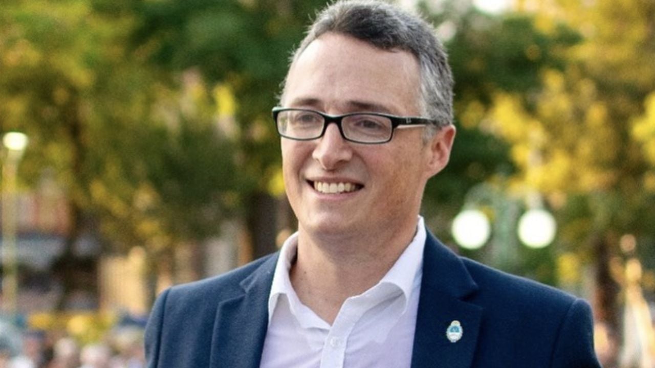 Image d'illustration pour: Villa Allende: denunciaron penalmente al intendente Cornet por desobediencia y abuso de autoridad