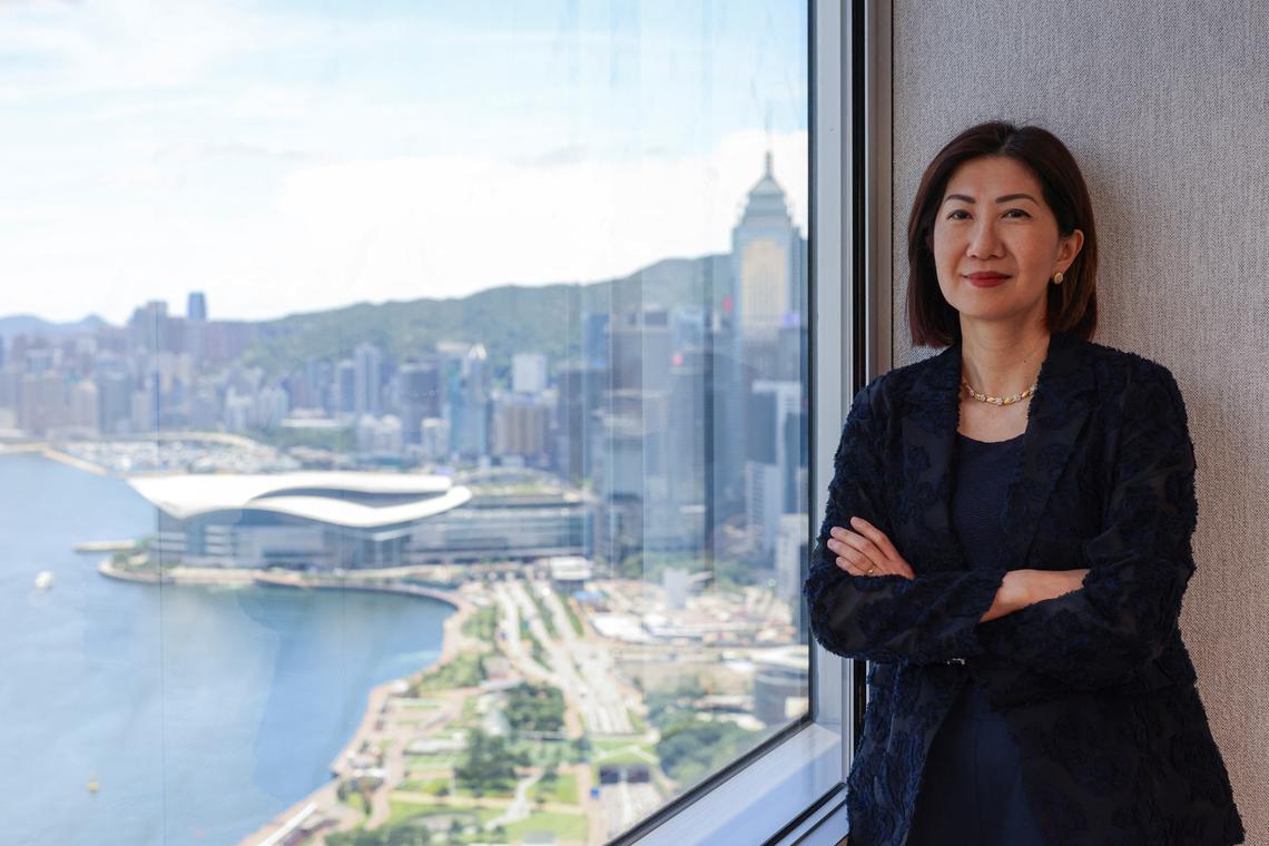 Image d'illustration pour: HK exchange CEO says list exciting companies like Pop Mart, Mixue to keep stock market hot
