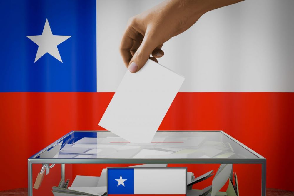 Image d'illustration pour: A contrarreloj, partidos de Chile discuten candidaturas al Parlamento (+Foto) - Noticias Prensa Latina