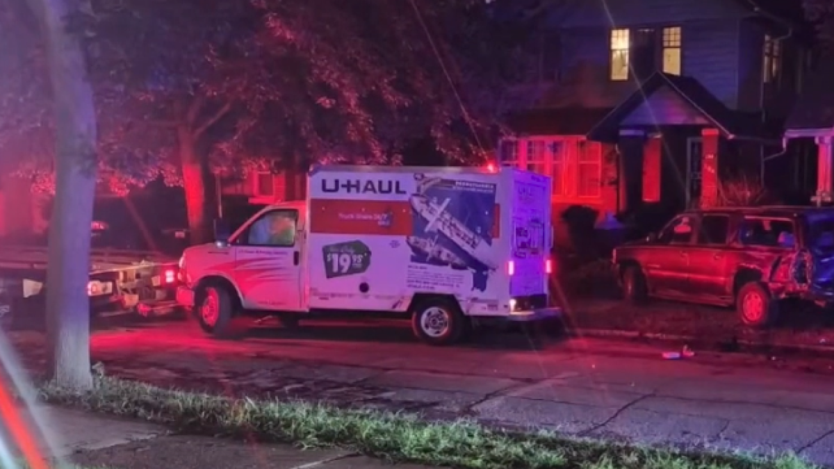 Image d'illustration pour: Stolen U-Haul chase ends in crash, arrest in Highland Park