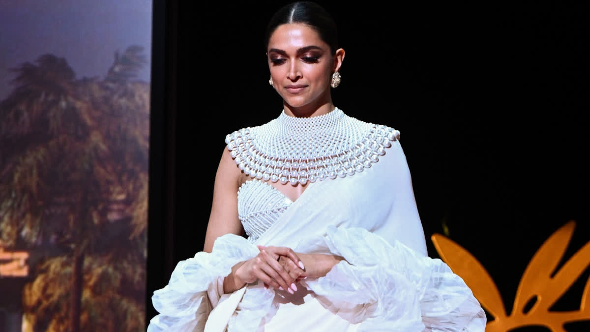 Image d'illustration pour: Adorned With Craft And Feelings; How Jewellery-inspired Bridal Gowns Are Redefining Elegance And Personal Expression