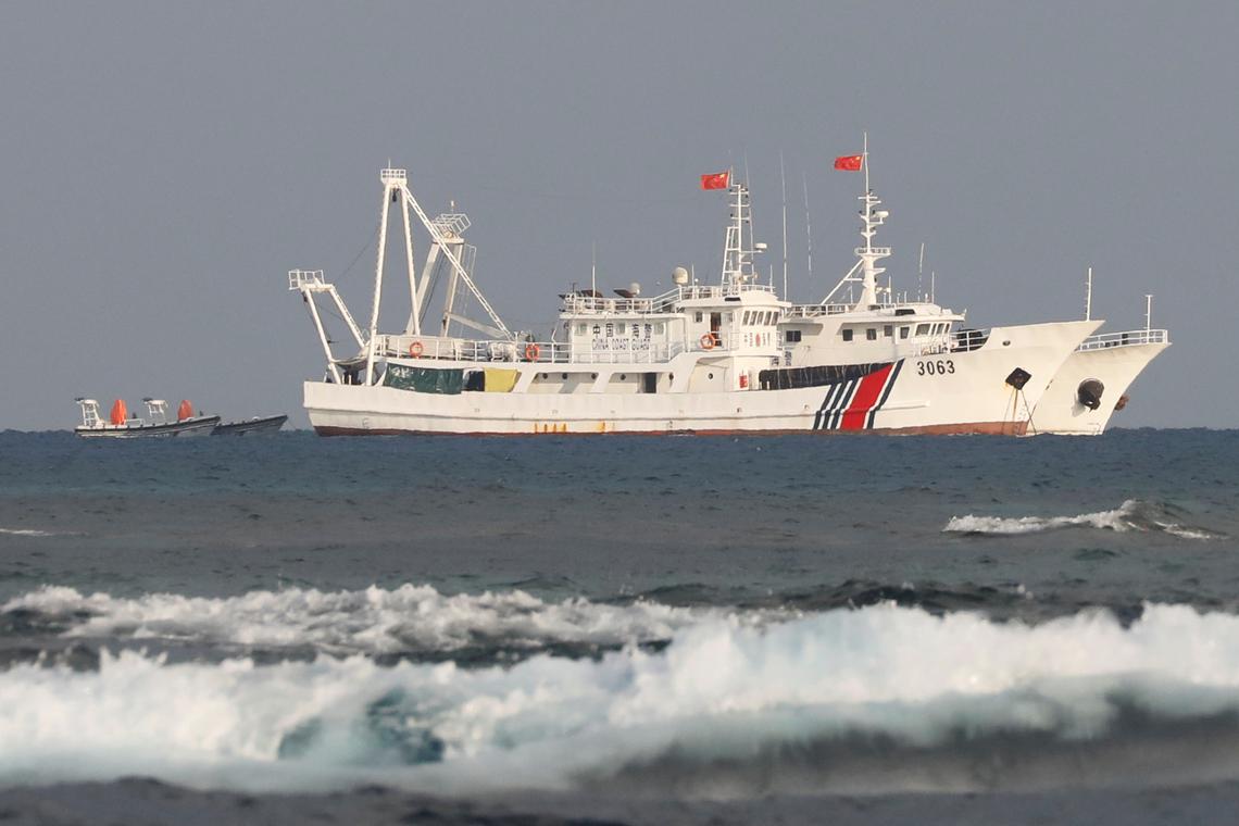 Image d'illustration pour: China's military says it 'drove away' US destroyer near Scarborough Shoal