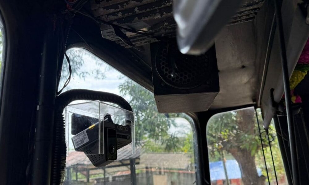 Image d'illustration pour: AI camera systems installed in long distance buses (Pics)