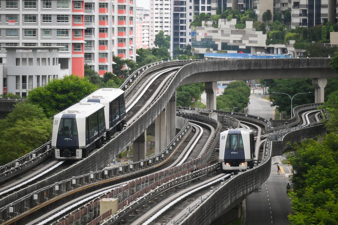 Image d'illustration pour: LTA, SBS Transit probing Aug 12 train disruption, reviewing ways to up power system's resilience