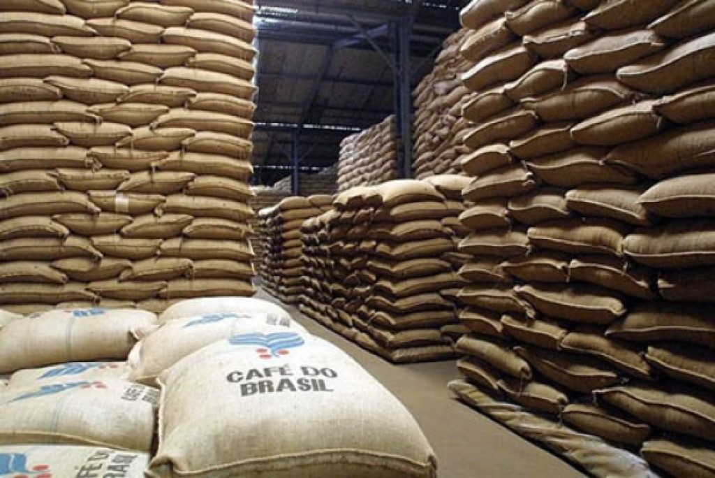Image d'illustration pour: Faturamento do café brasileiro cresce 36% e bate recorde histórico