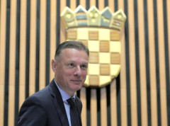 Image d'illustration pour: Jandroković i Stefančuk: Nema razgovora o miru bez Ukrajine
