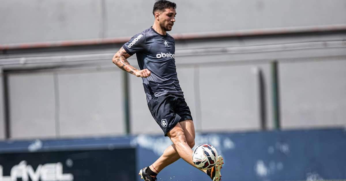 Image d'illustration pour: Zagueiro uruguaio afirma ainda não ter condições de jogar 90 minutos pelo Remo