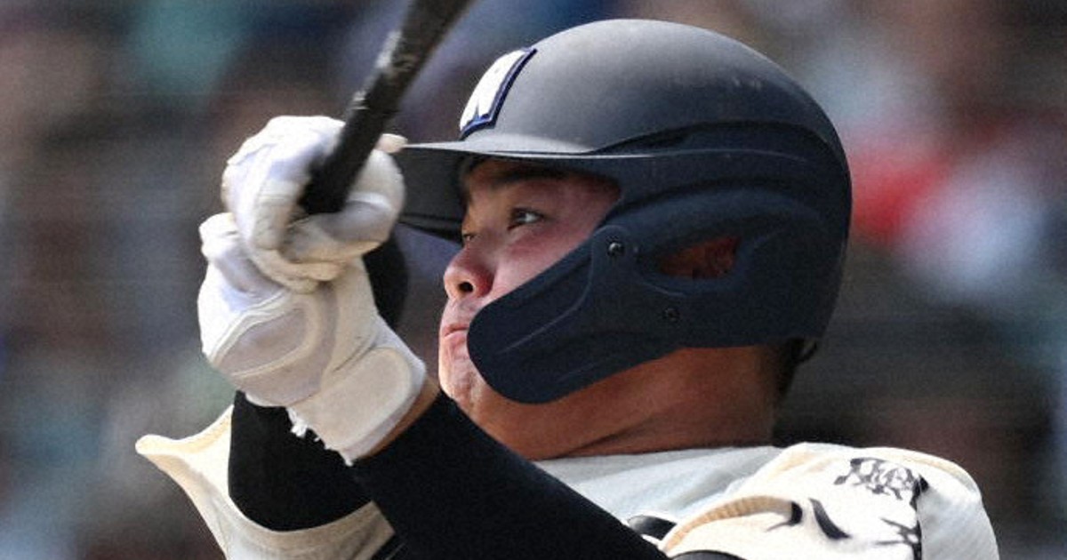 Image d'illustration pour: 決勝打の西日本短大付・佐藤「原に恩返しがしたかった」 夏の甲子園