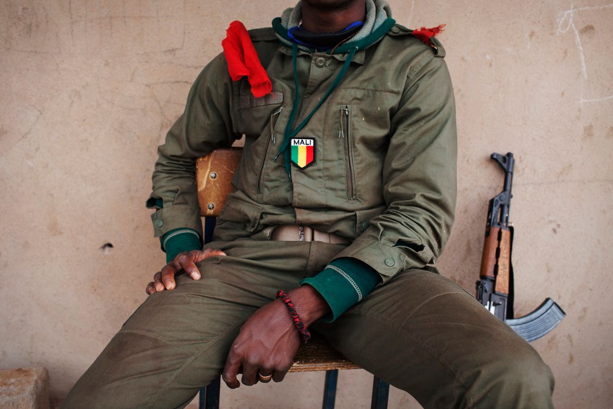 Image d'illustration pour: Mali: Deux généraux et un Français arrêtés pour complot présumé
