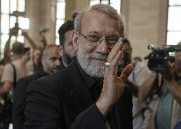 Image d'illustration pour: Larijani's visit puts America and Israel in their place