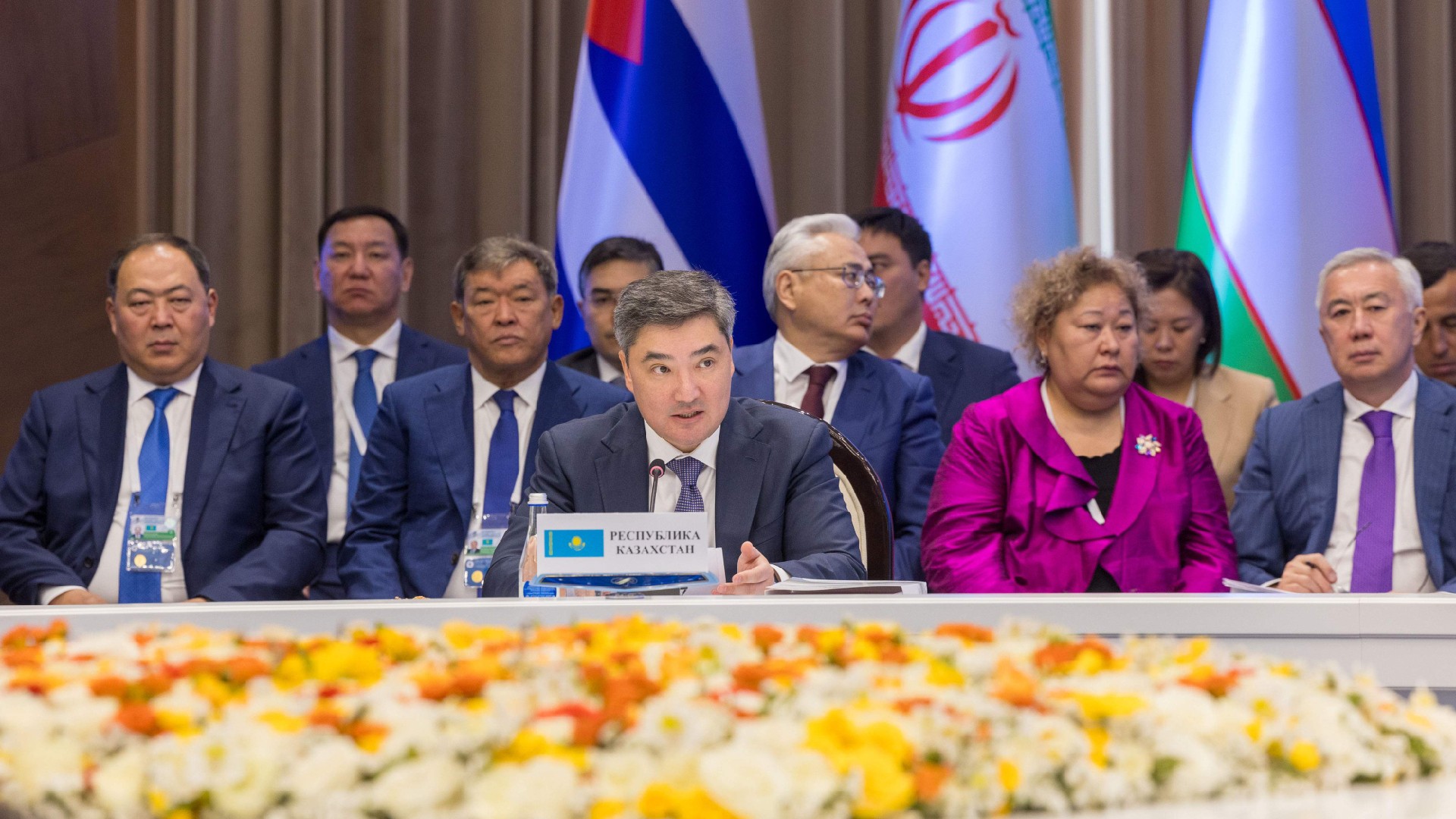 Image d'illustration pour: PM Bektenov Calls for Stronger Economic Ties at Eurasian Intergovernmental Council Meeting - The Astana Times