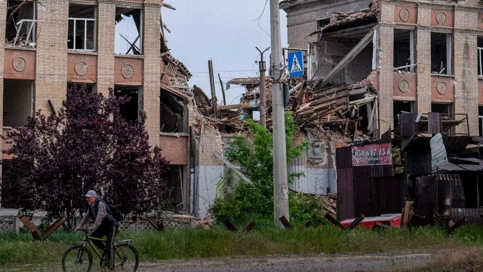 Image d'illustration pour: Reuters: Київ відкидає можливість поступок щодо територіальної цілісності України | Головне в Україні