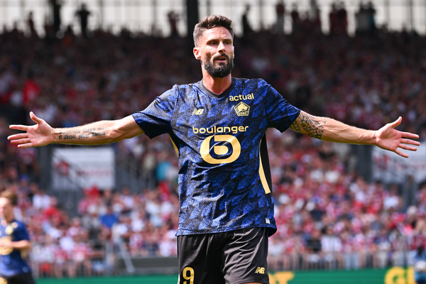 Image d'illustration pour: Malgré un but de Giroud, Lille laisse des points - Débrief et NOTES des joueurs (Brest 3-3 Lille)