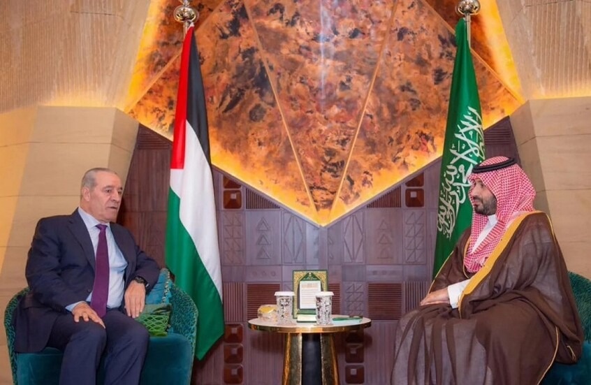 Image d'illustration pour: الشيخ يبحث مع بن سلمان الوضع على الساحة الفلسطينية
