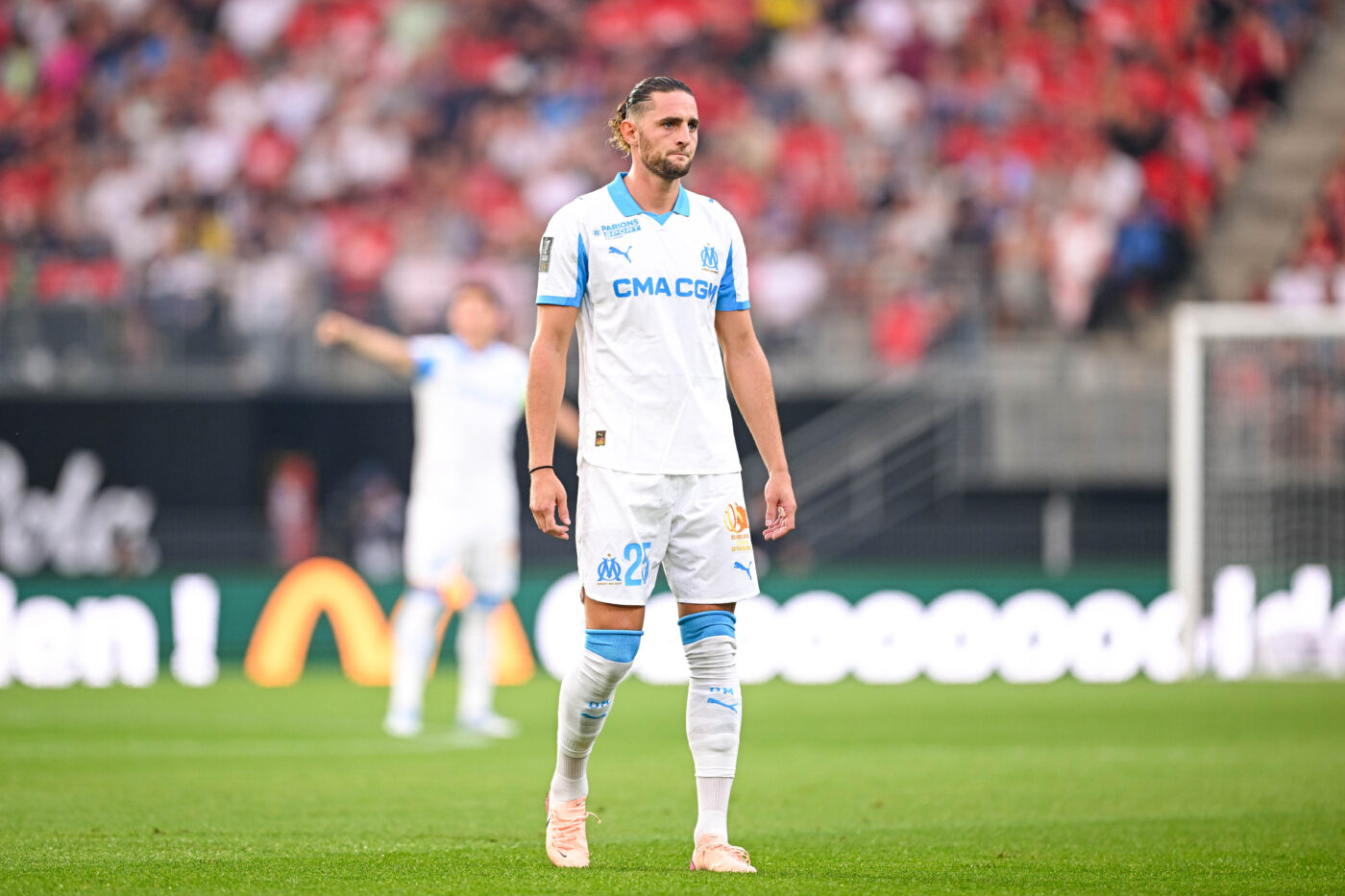 Image d'illustration pour: Adrien Rabiot quitte enfin l'OM et s'engage avec l'AC Milan