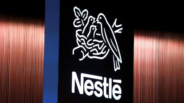 Image d'illustration pour: Nestlé despide a su CEO por mantener una relación sentimental oculta con una trabajadora