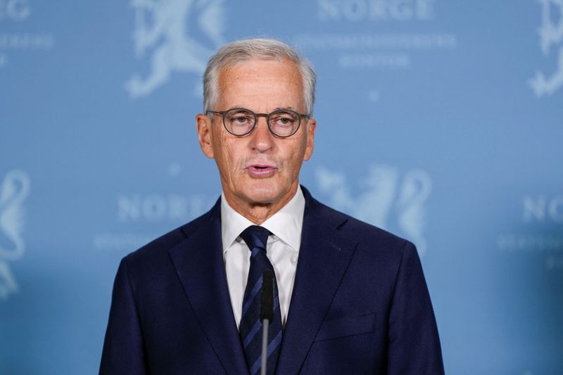 Image d'illustration pour: Factbox-Norway's three candidates for prime minister