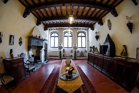 Image d'illustration pour: Arezzo: Tour Armi a armature