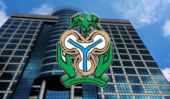 Image d'illustration pour: Nigeria's Mid-Tier Banks Under Pressure As 2026 Deadline Nears