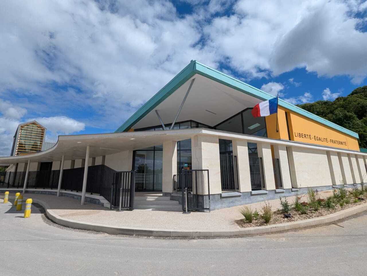 Image d'illustration pour: Dans cette ville du Val-d'Oise, l'école a été livrée en temps et en heure pour la rentrée