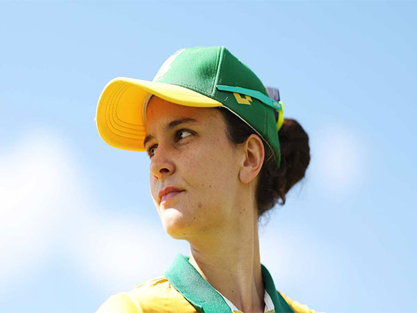 Image d'illustration pour: South Africa name 15-member squad for Women's ODI World Cup, no place for former captain Niekerk