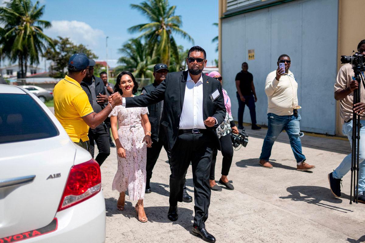 Image d'illustration pour: Guyana's PPP leads partial election tally with new WIN party second