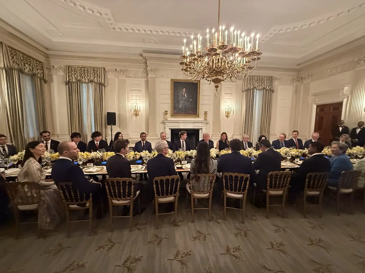 Image d'illustration pour: Know Which Indian-Origin CEOs Attended Trump's Dinner For Tech Bosses
