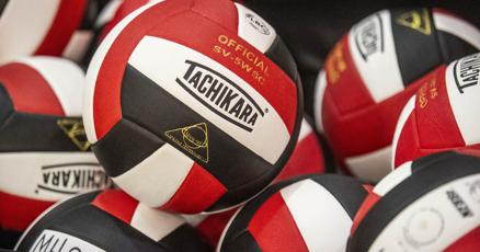 Image d'illustration pour: Prep volleyball: Valley Cubs hot start extends in dominant fashion