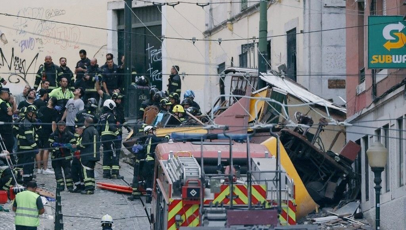 Image d'illustration pour: Polícia de Portugal confirma nacionalidade dos 16 mortos em acidente de bondinho; não há brasileiros - ES HOJE