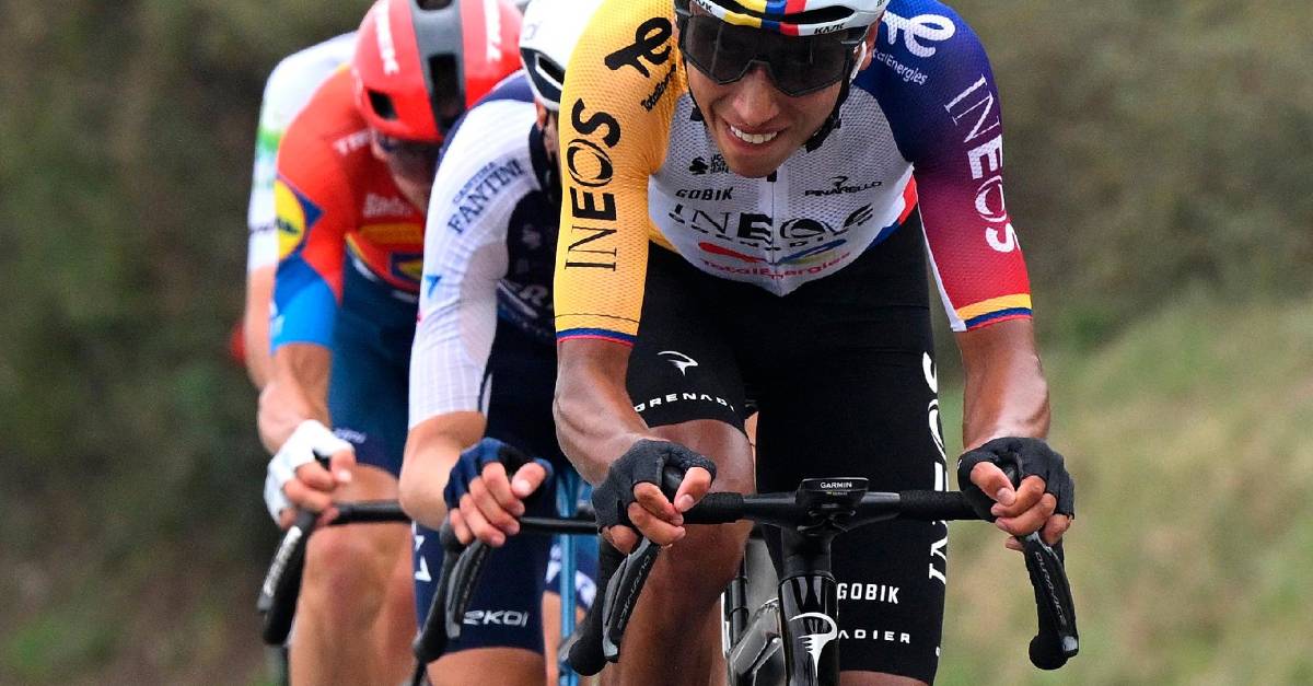 Image d'illustration pour: Almeida ganó la etapa 13 de la Vuelta; Egan sufrió y es 12° en la general