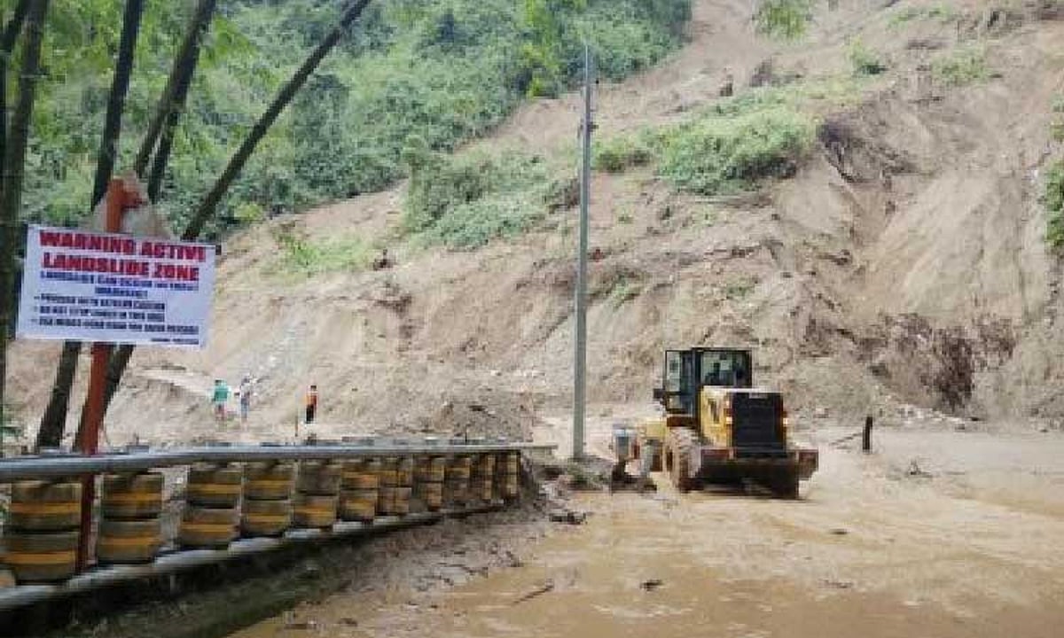 Image d'illustration pour: 5 Luzon road sections closed due to 'habagat', LPA