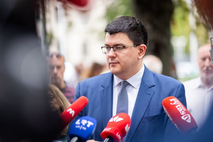 Image d'illustration pour: Vytauto Sinicos šalininkai susirinko į Nacionalinio susivienijimo suvažiavimą rinkti lyderio | Naujiena | BNS.lt