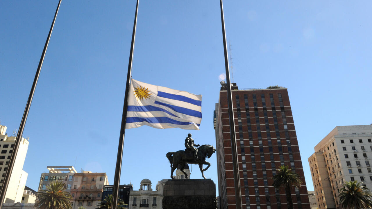 Image d'illustration pour: Conmoción en Uruguay por el asesinato de dos niños a manos de su padre