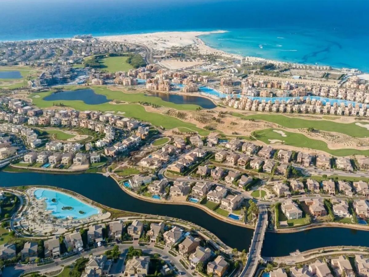 Image d'illustration pour: مصر والسعودية والإمارات يبرمون اتفاقية استثمارية ضخمة تتجاوز قيمتها 20 مليون دولار - خبرنا