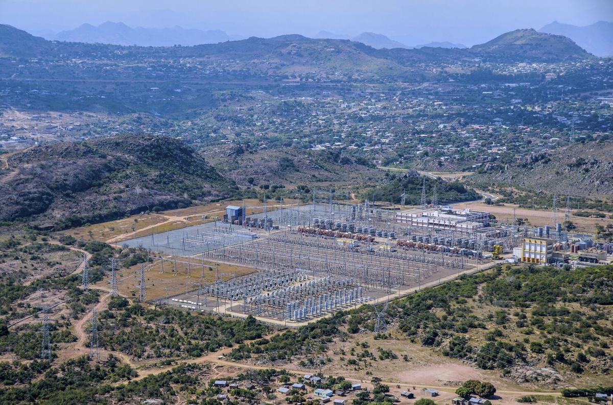 Image d'illustration pour: Mozambique impulsa un proyecto eléctrico de $6.000 millones, el mayor en África austral en 50 años