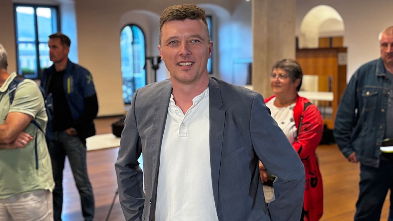 Image d'illustration pour: OB-Wahl in Meißen: Renner macht das Rennen - AfD schmiert ab